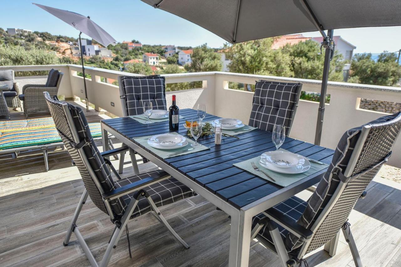 Moderner Bungalow Mit Meerblick Lun  Exterior photo